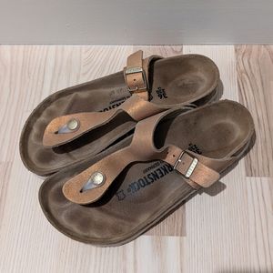 Birkenstock Gizeh Leather Sandals